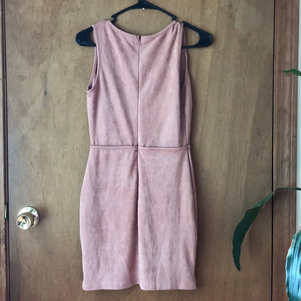 Dress - Picture 2 of 5